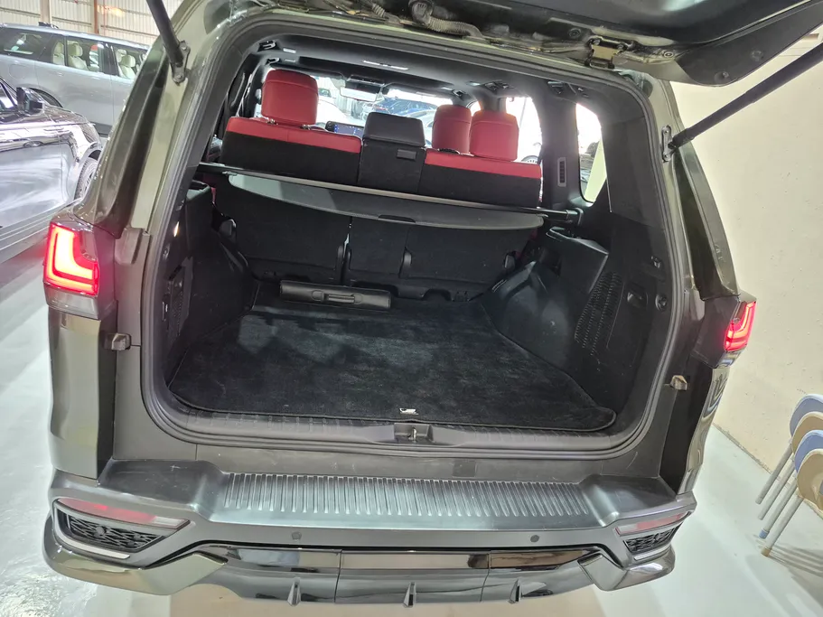 2023 Lexus LX 600 