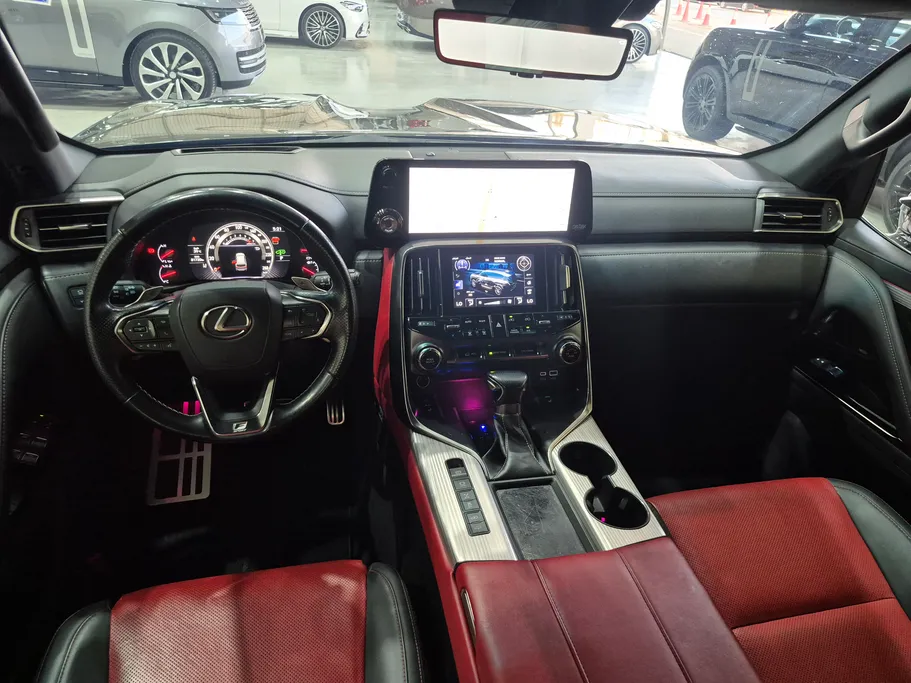 2023 Lexus LX 600 
