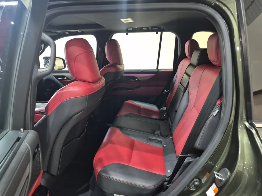 2023 Lexus LX 600 