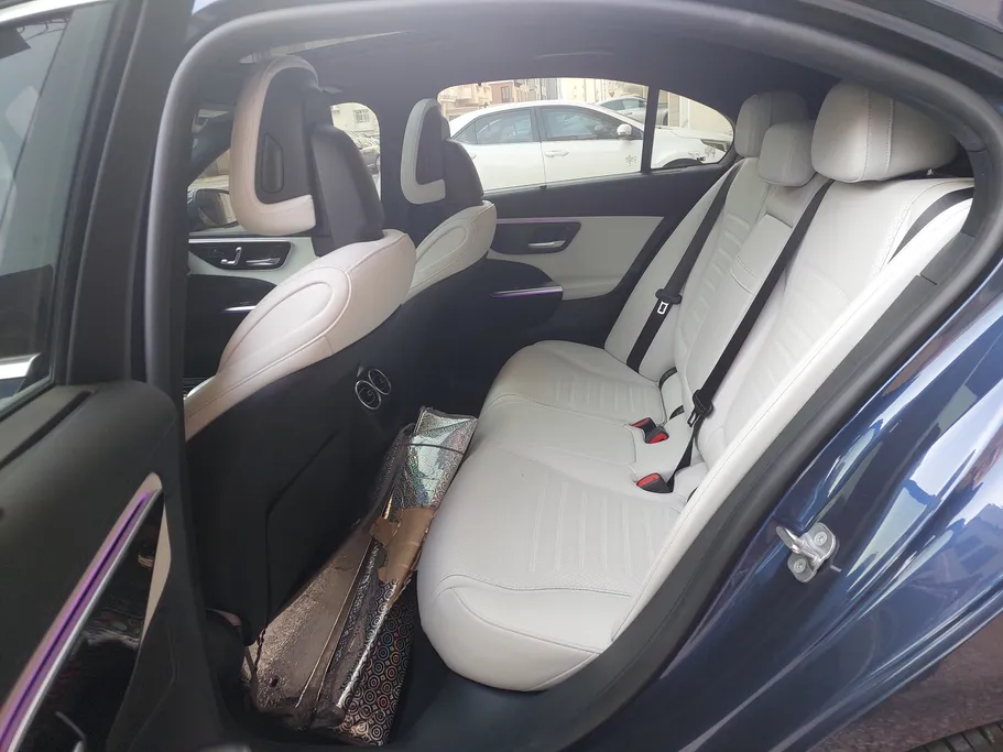 2024 Mercedes C 200 