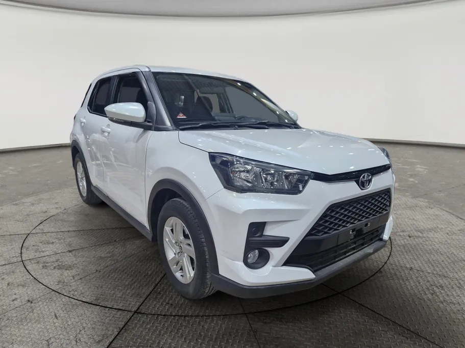 2024 Toyota Raize XLE 