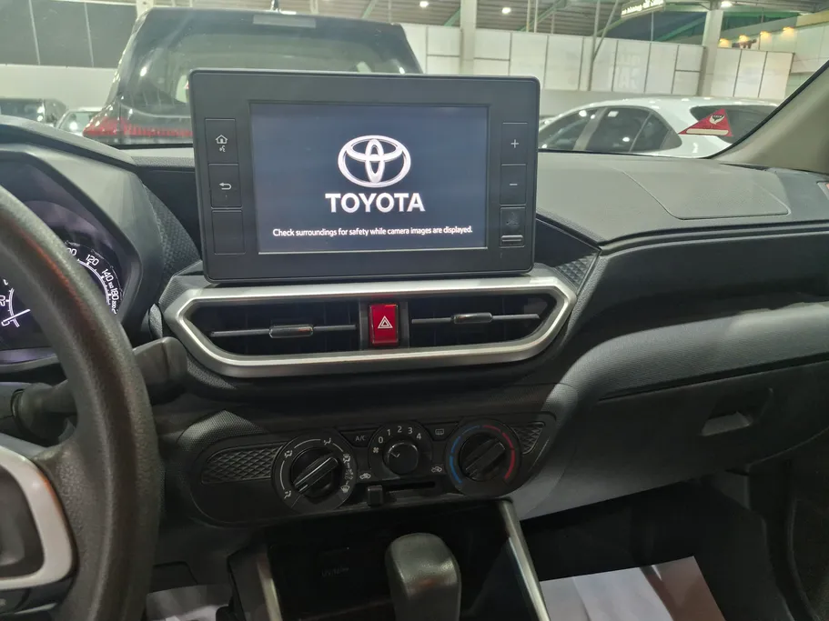2024 Toyota Raize XLE 