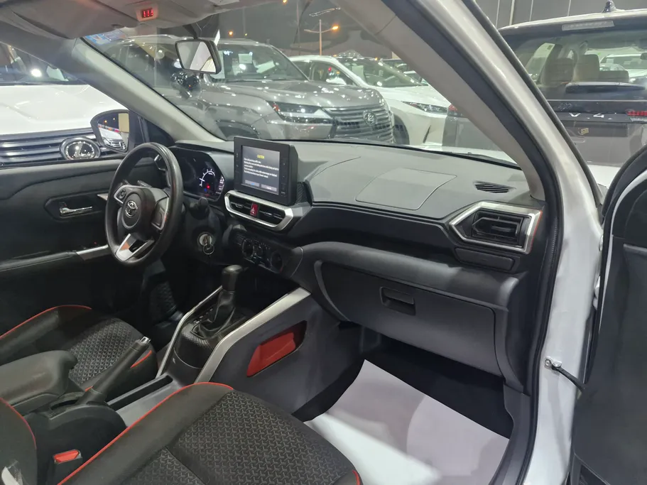 2024 Toyota Raize XLE 