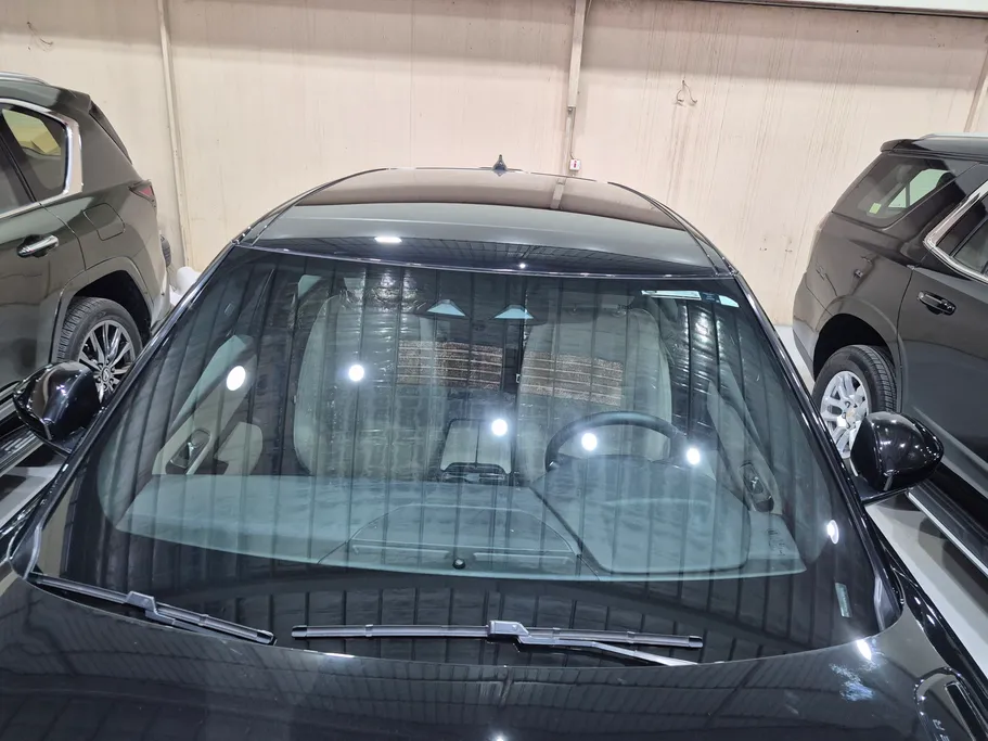 لاند روفر رنج روفر Velar R dynamic 2023 