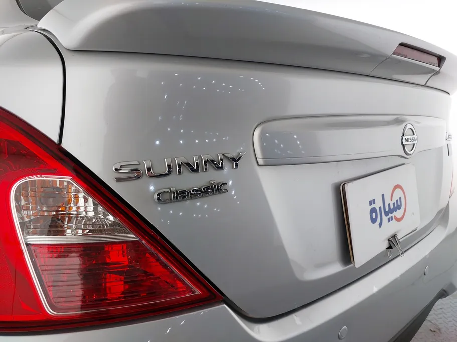 2022 Nissan Sunny Classic 