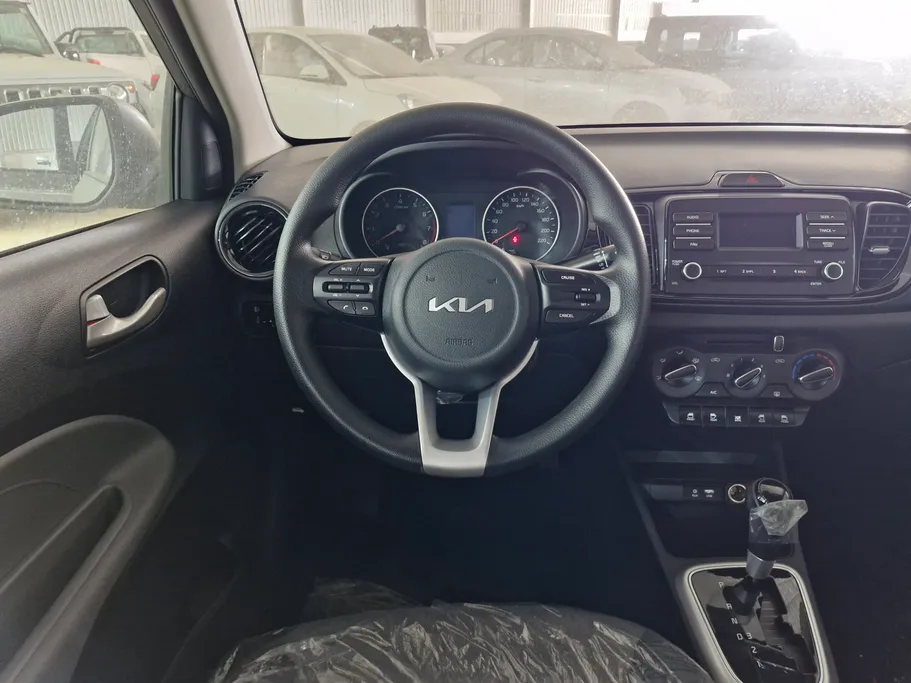 2027 Kia Pegas GL 