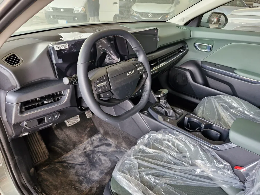 2027 Kia K4 GLS 