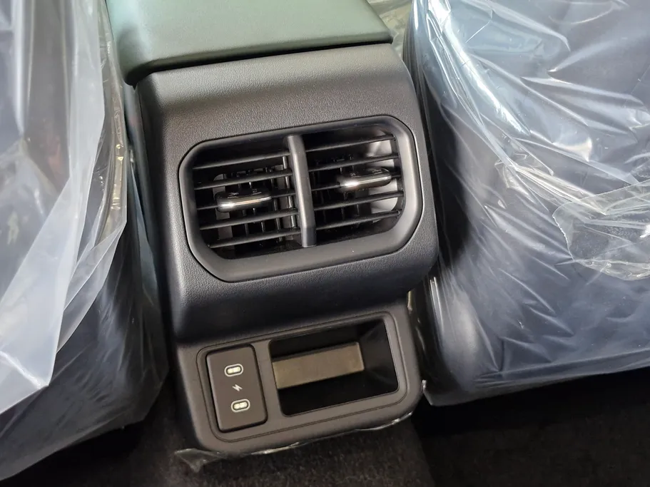 2027 Kia K4 GLS 
