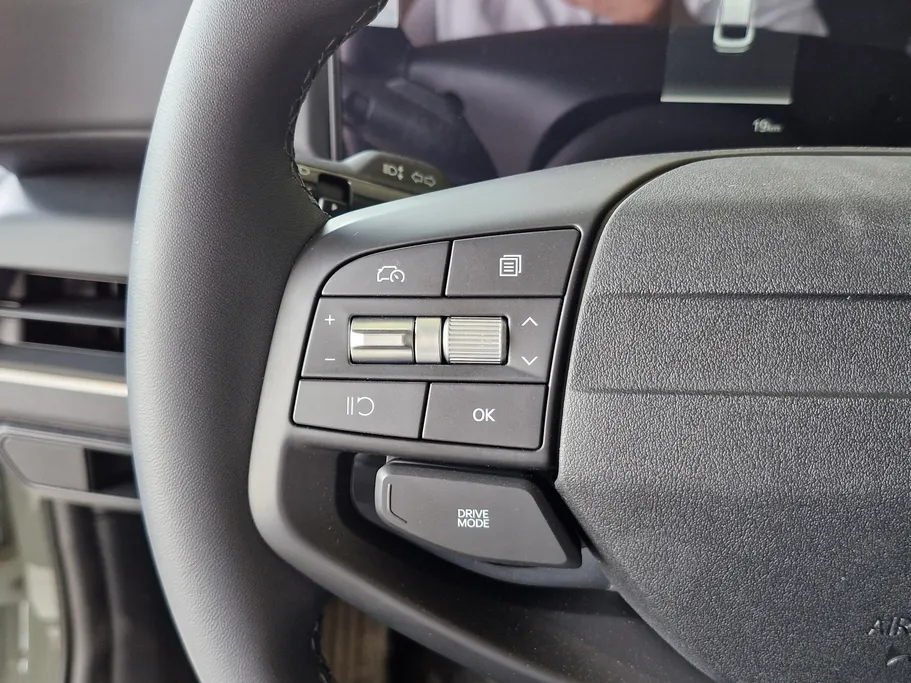 2027 Kia K4 GLS 