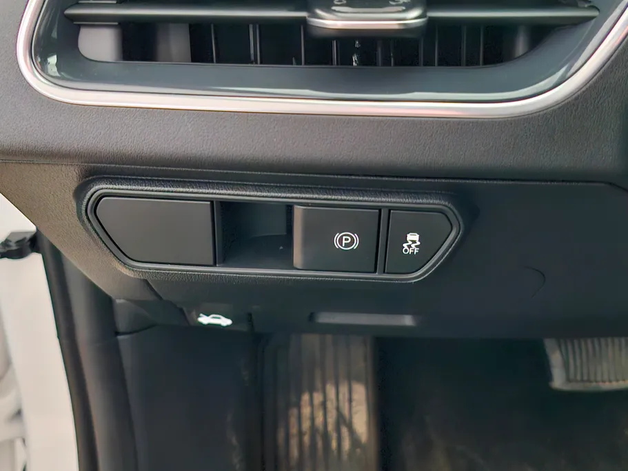 2027 Kia K4 GLS 