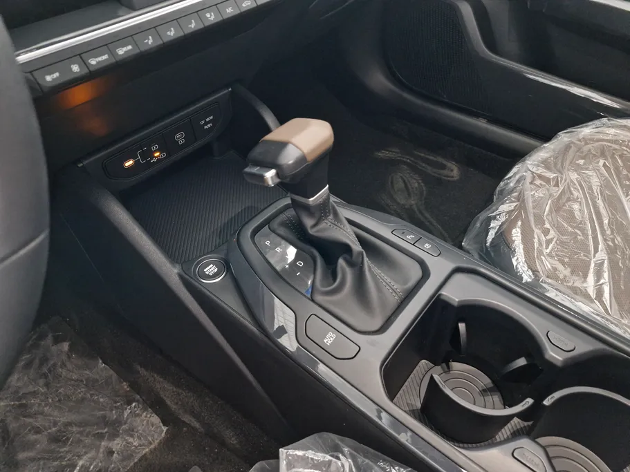 2027 Kia K4 GLS 