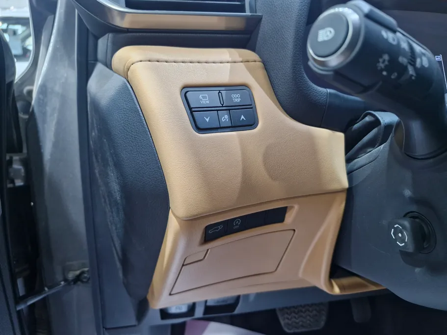 2025 Lexus LX 600 BB Elite 