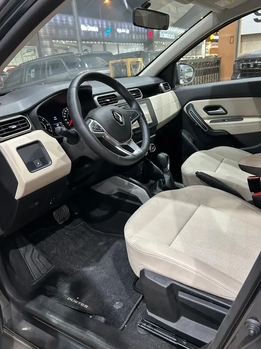2025 Renault Duster LE 