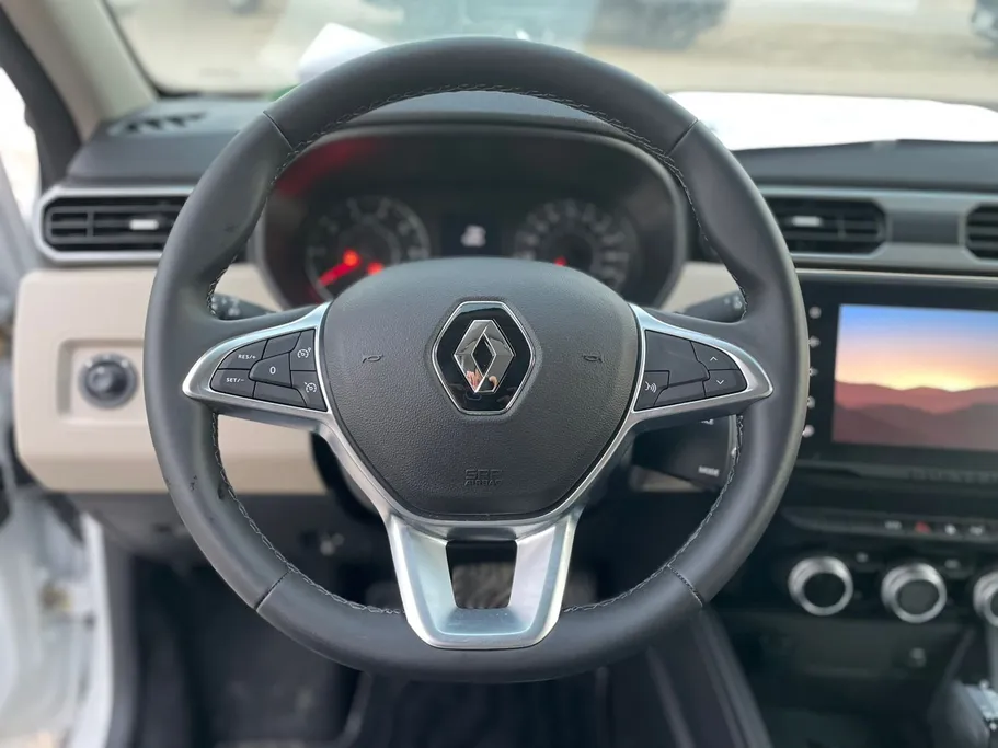 2025 Renault Duster SE 