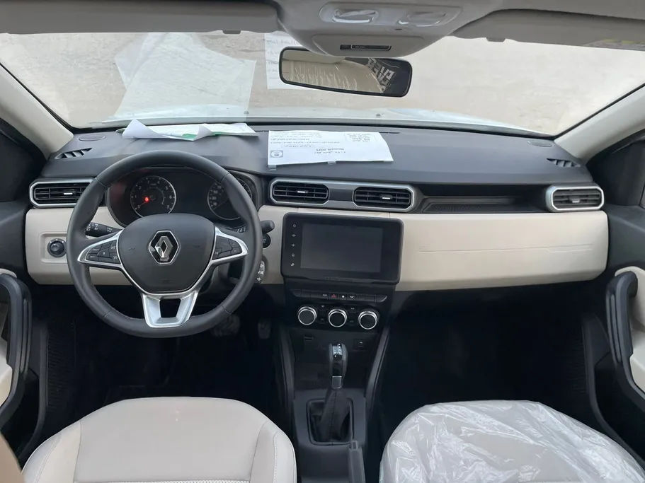 2025 Renault Duster SE 