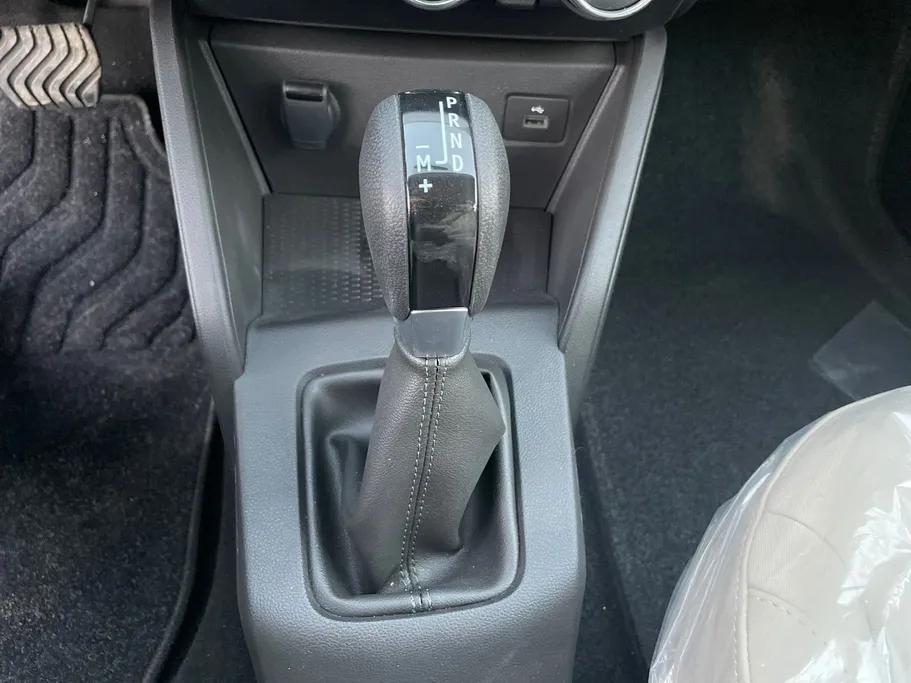 2025 Renault Duster SE 
