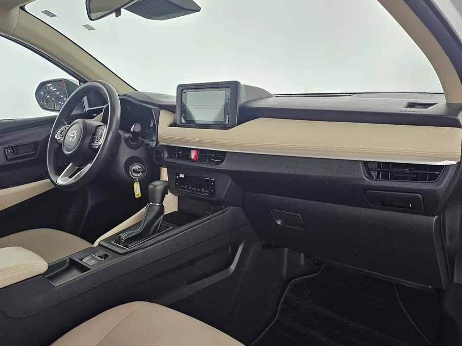 2023 تويوتا Yaris  Y Plus 