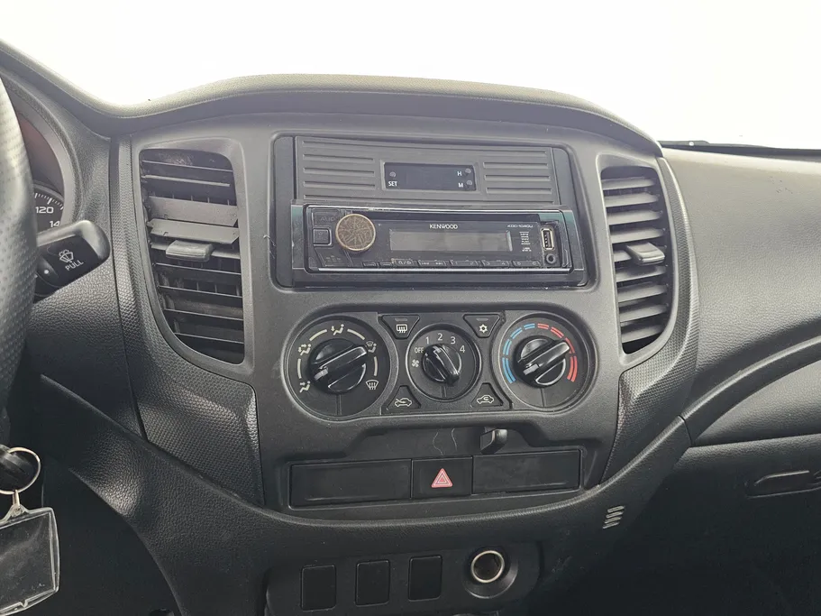 ميتسوبيشي L200 DC 4x2 2020 