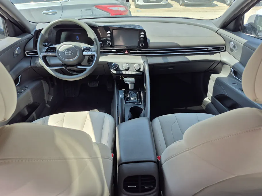 2024 Hyundai Elantra Fleet 