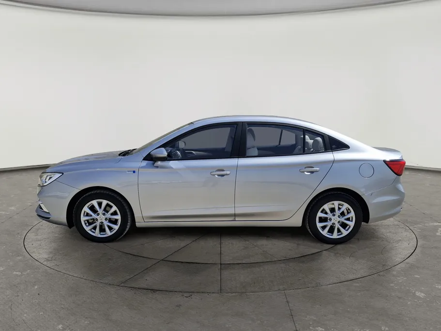 2023 MG 5 STD 