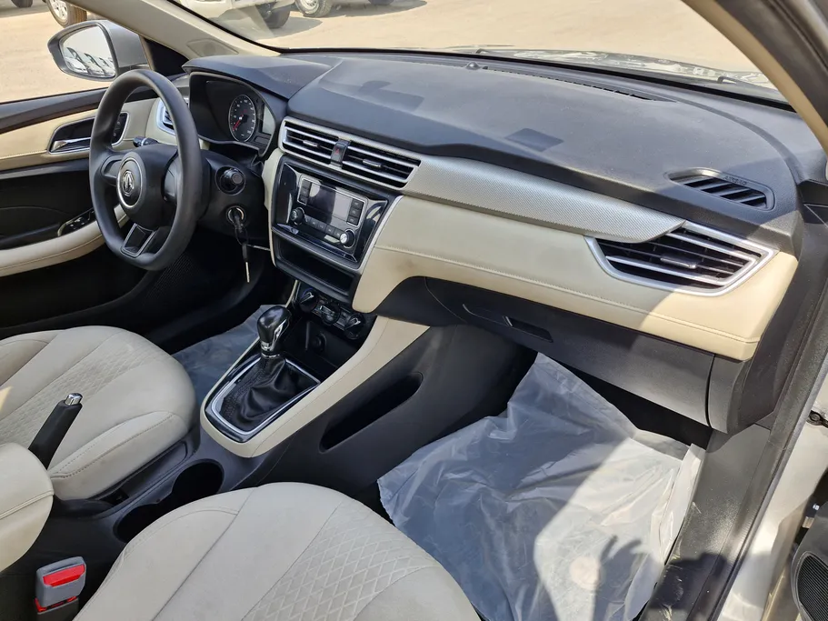 2023 MG 5 STD 
