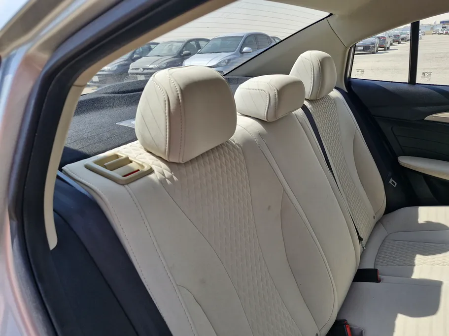 2023 MG 5 STD 