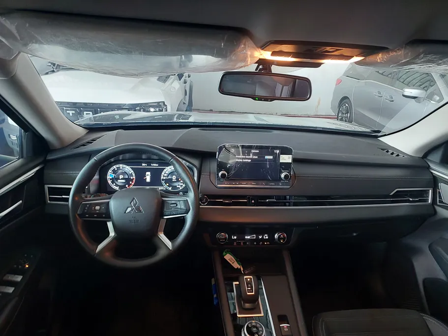 2025 Mitsubishi Outlander CLS 