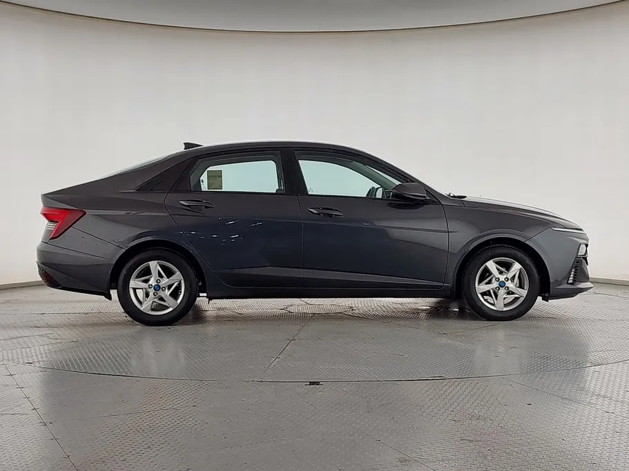 2025 Hyundai Accent Fleet 