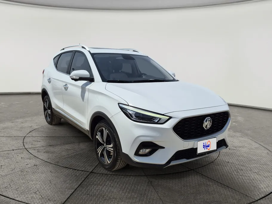2024 MG ZS LUX 