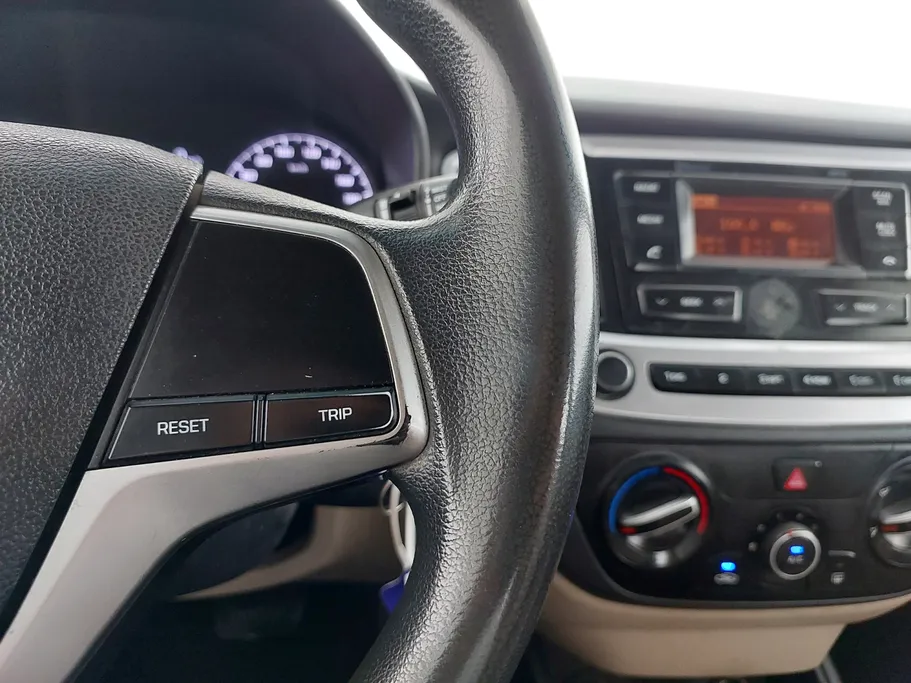 2022 Hyundai Accent Smart 