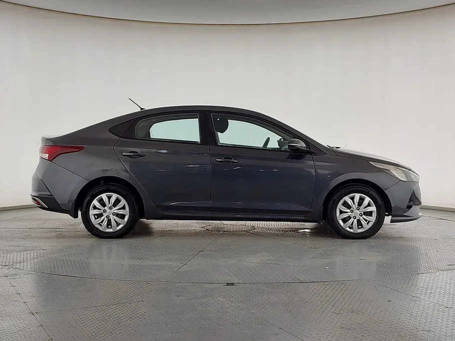 2022 Hyundai Accent Smart 