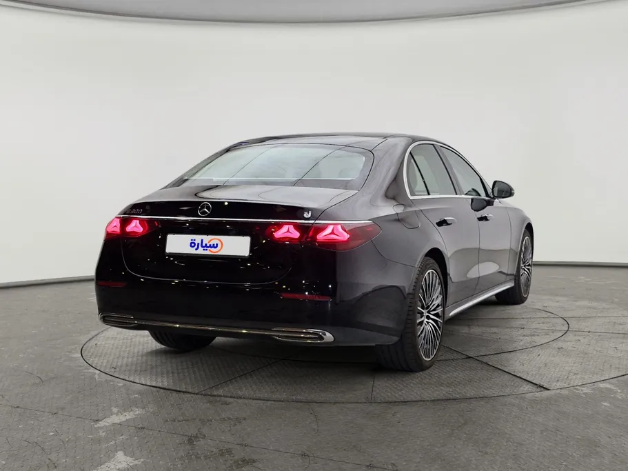 2026 Mercedes E 200 