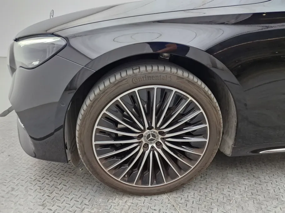 2026 Mercedes E 200 
