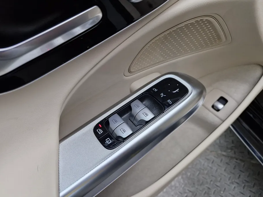 2026 Mercedes E 200 