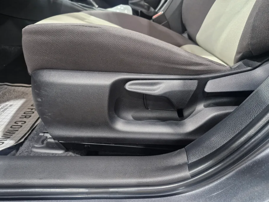 2025 Toyota Corolla XLI Executive Moonroof 