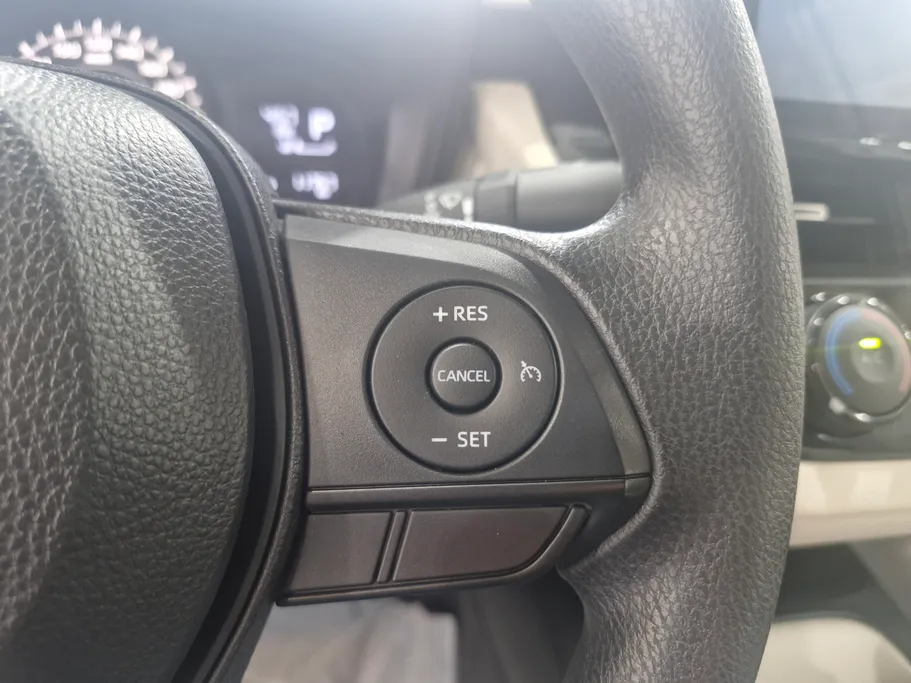 2025 Toyota Corolla XLI Executive Moonroof 