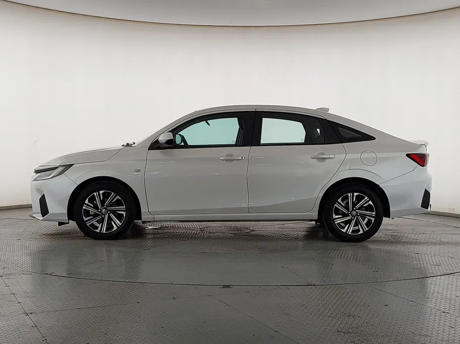 2024 تويوتا Yaris  Y Plus 