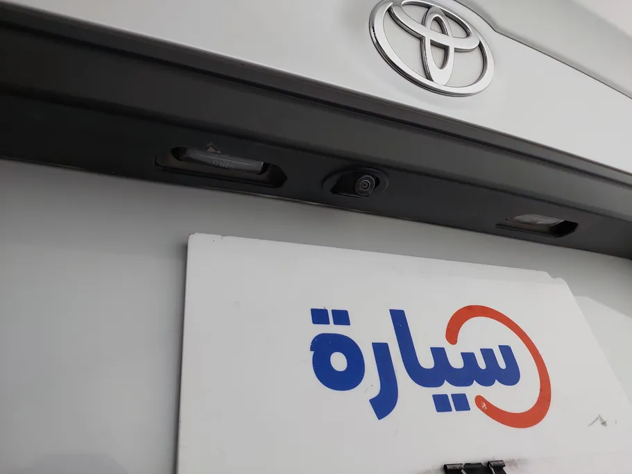 2024 تويوتا Yaris  Y Plus 