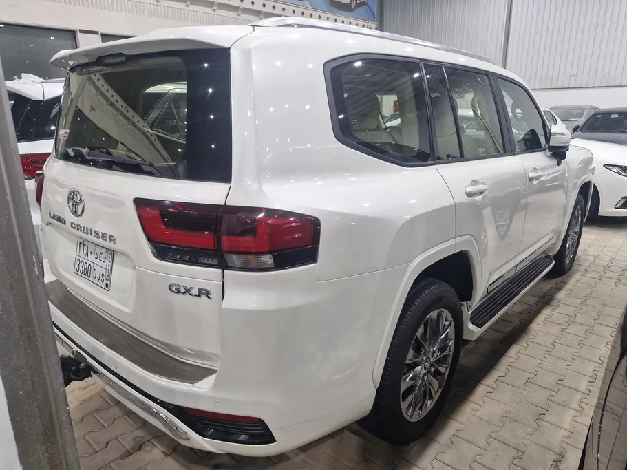 تويوتا لاندكروزر GXR3 2023 