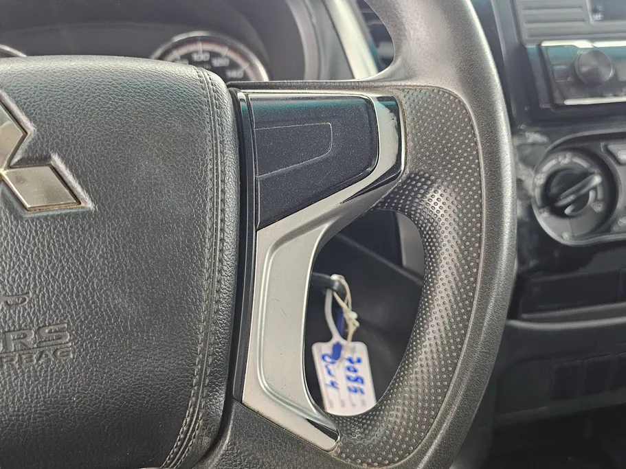 2022 ميتسوبيشي L200 Double Cap 