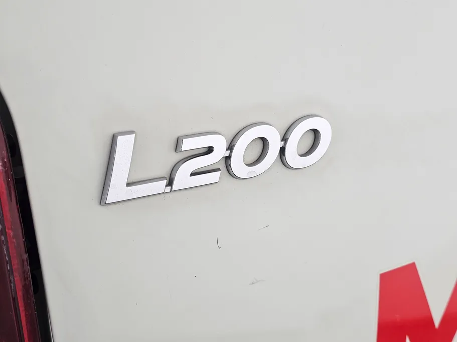 2022 ميتسوبيشي L200 Double Cap 