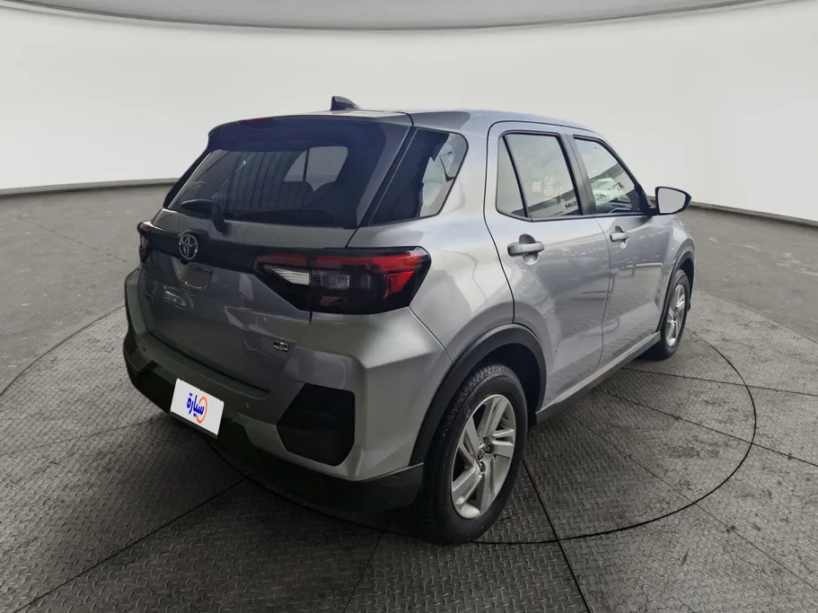 2024 Toyota Raize XLE 