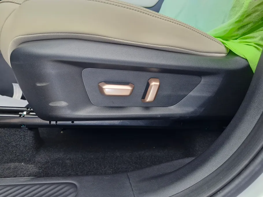 شفروليه كابتيفا PHEV LT 2026 