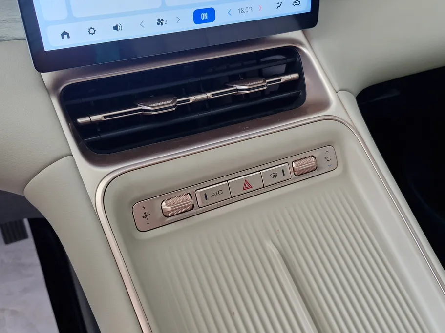 شفروليه كابتيفا PHEV LT 2026 
