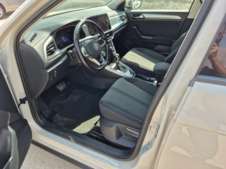 2024 Volkswagen T Roc Life 