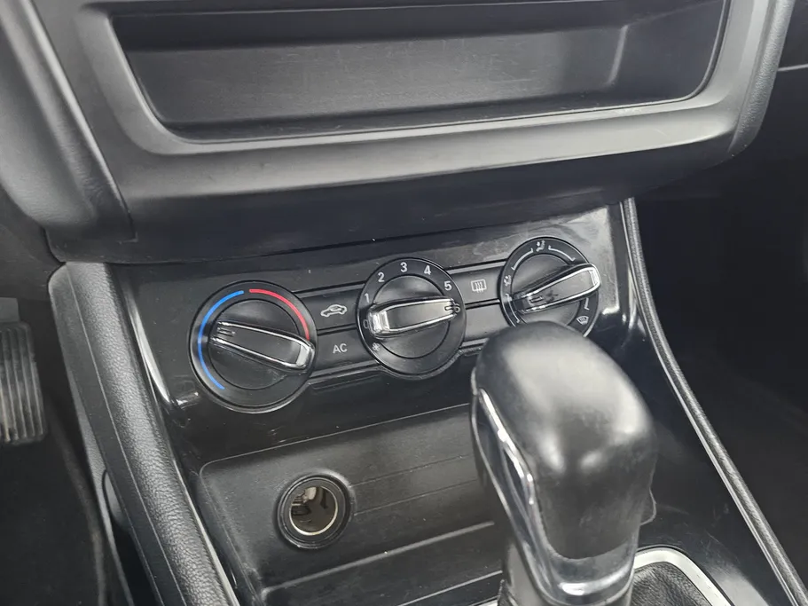 2023 MG 5 STD 