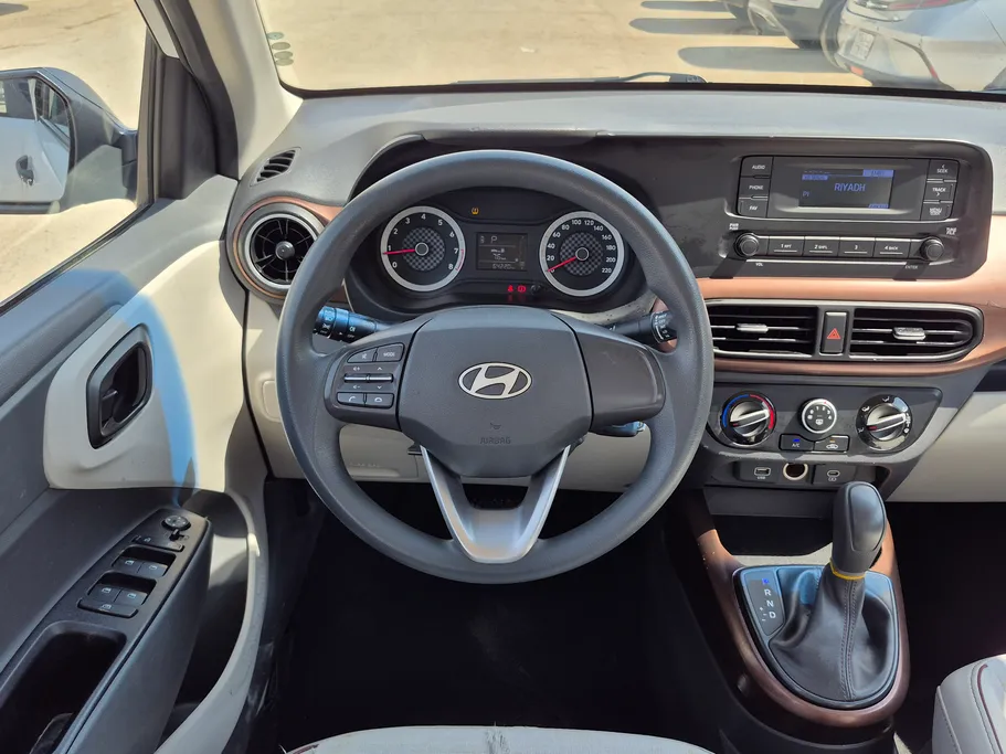 هيونداي Grand i10 فلييت 2024 