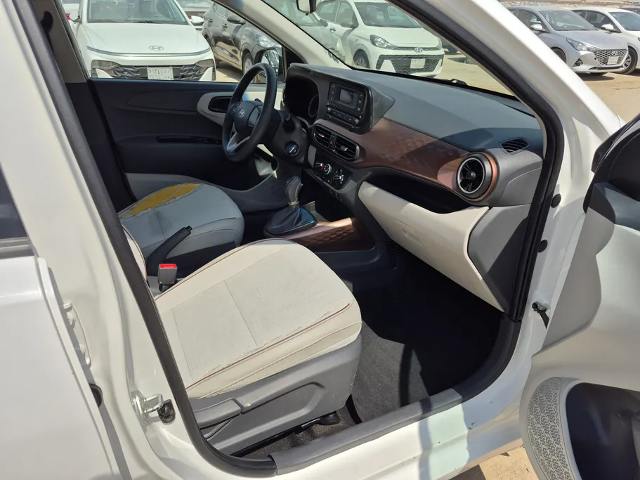 هيونداي Grand i10 فلييت 2024 