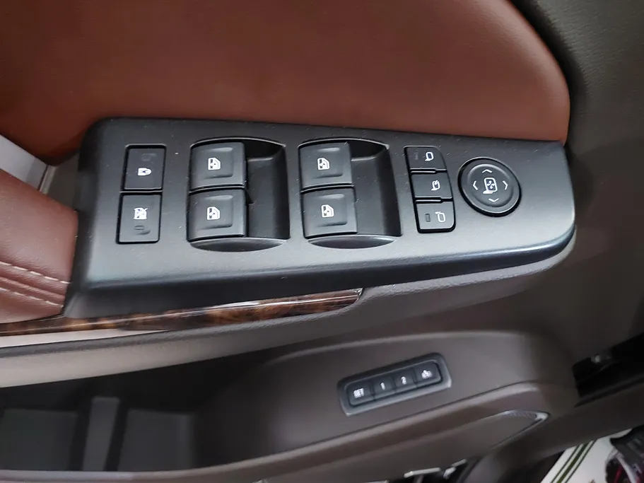 2018 Chevrolet Suburban Premier 