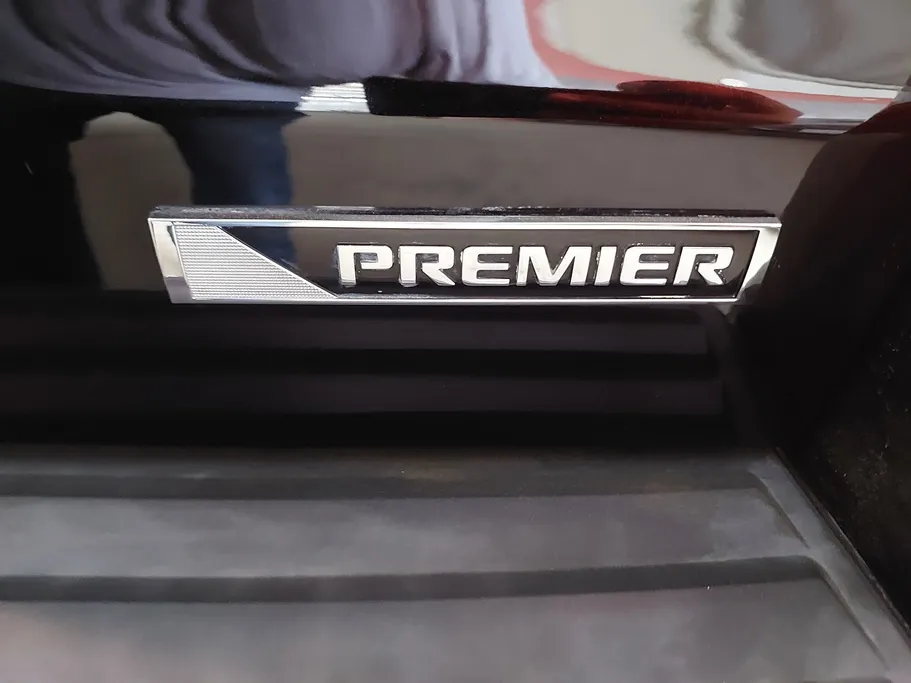 2018 Chevrolet Suburban Premier 
